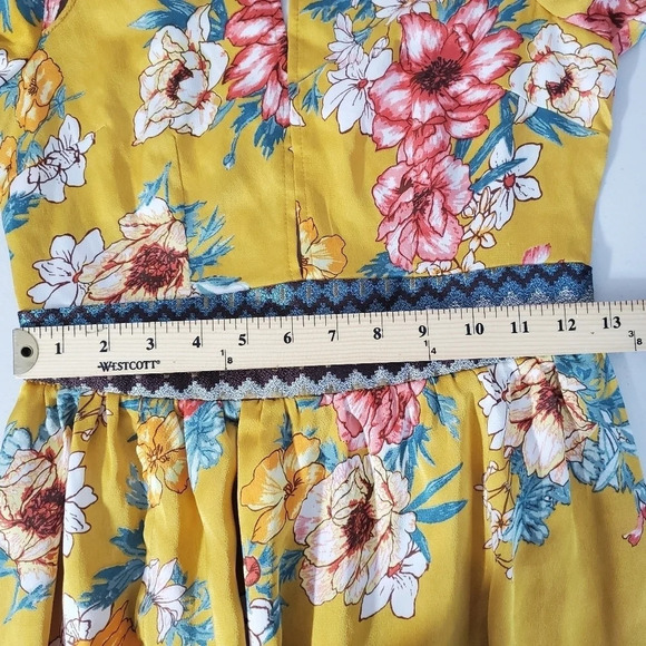 NASTY GAL Flower of Goodbye Maxi Floral Dress - Picture 15 of 16